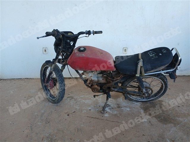 Honda em leilao em Brasil