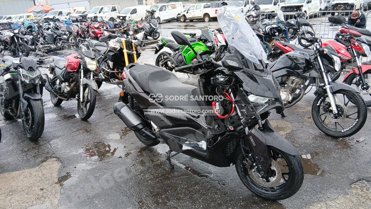 Yamaha Xmax 300 2026 em leilao em Brasil