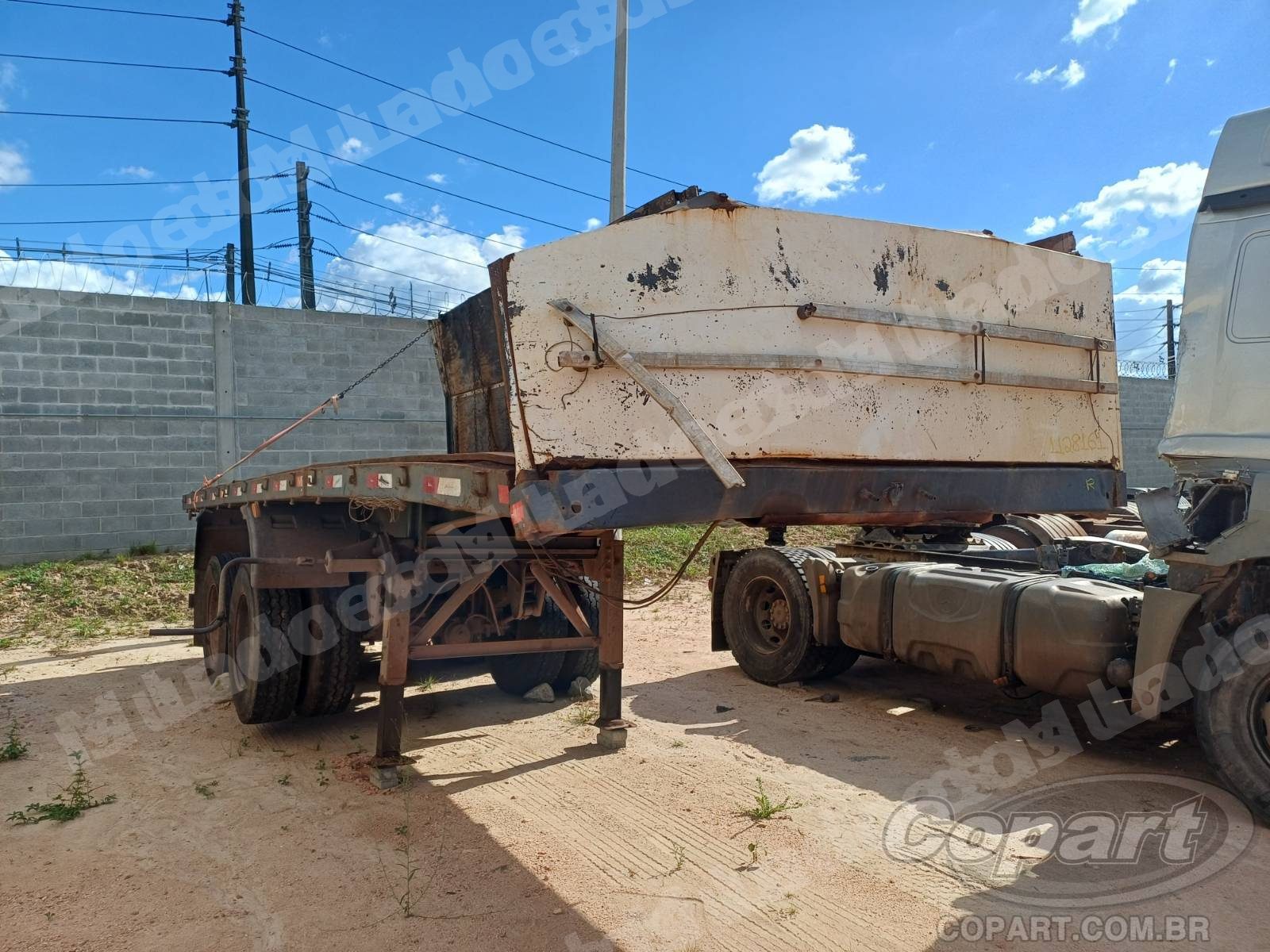 Veiculo em leilao em Eusébio/CE