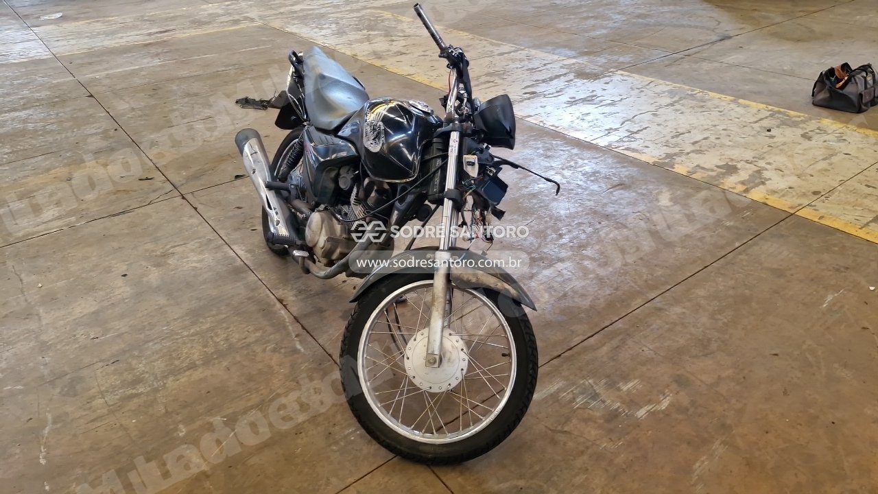 Honda Cg 150 Fan Esi 2013 em leilao em Sertãozinho/SP