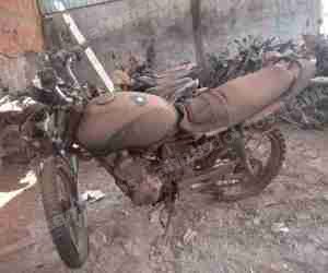 Yamaha 2005 em leilao em Brasil - Lote 2