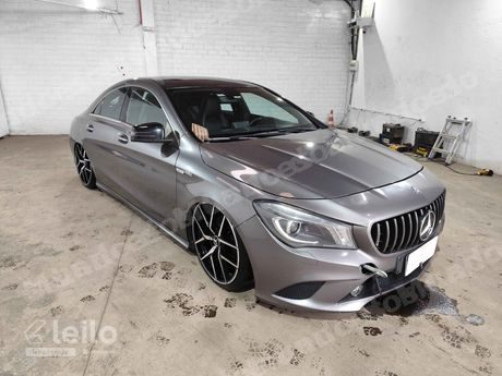 Mercedes em leilao em São José dos Pinhais/PR