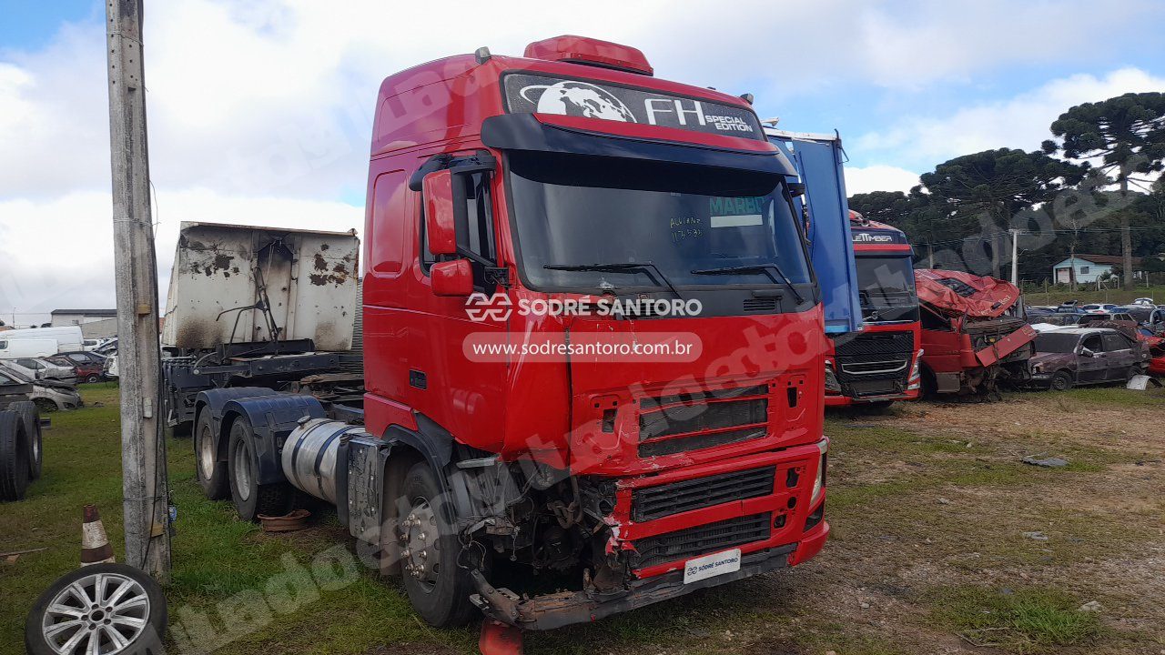 Volvo em leilao em São José dos Pinhais/PR