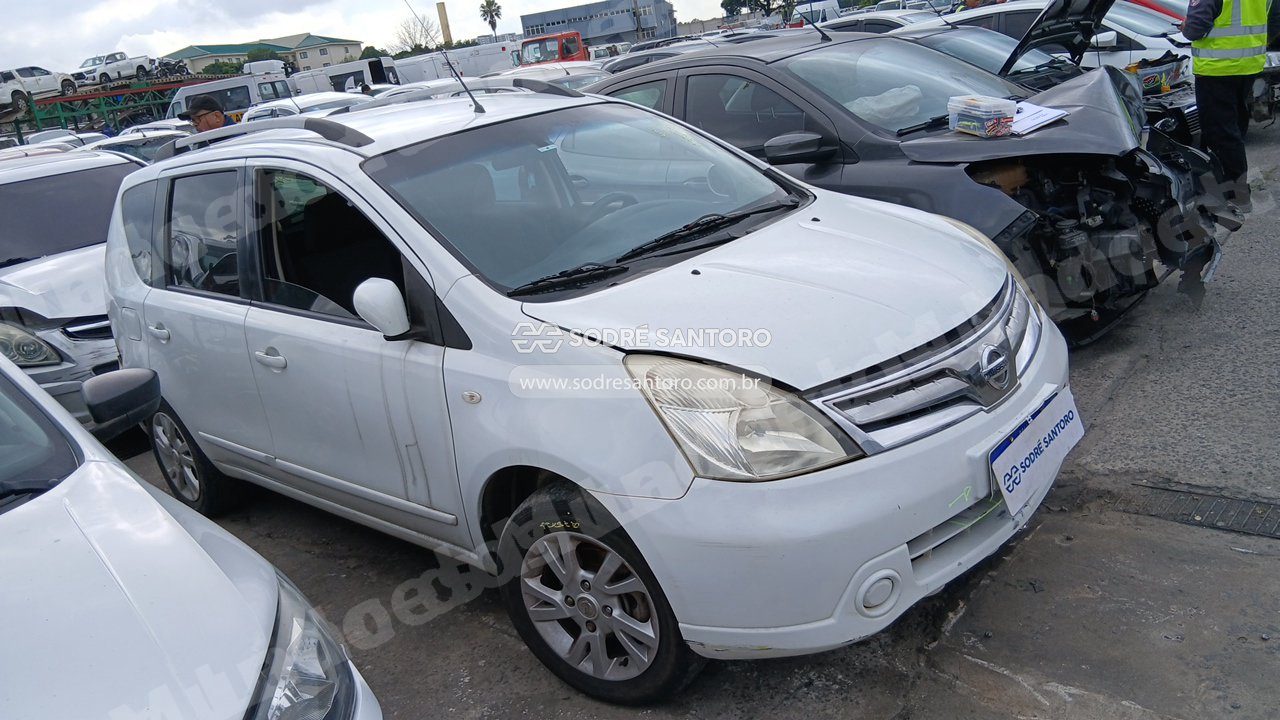 Nissan Livina 2014 em leilao em Brasil