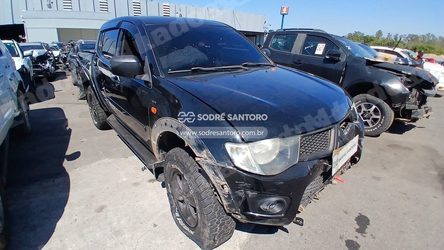 Mitsubishi L200 Triton 3.2 2012 em leilão em Guarulhos/SP