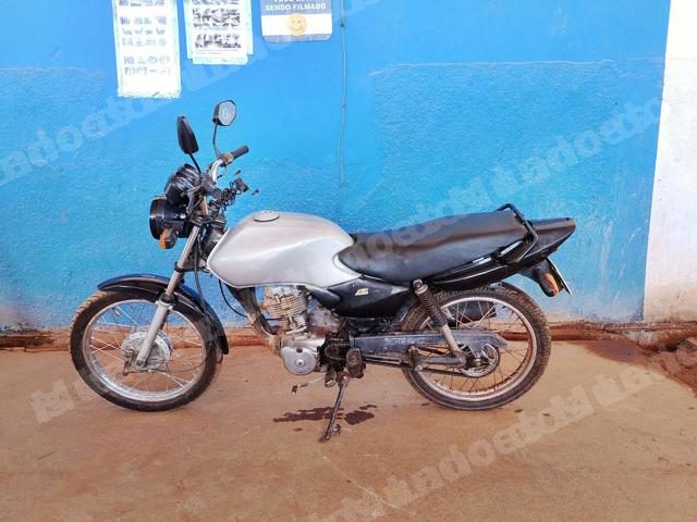 Honda 2002 em leilão em Brasil - Lote 1