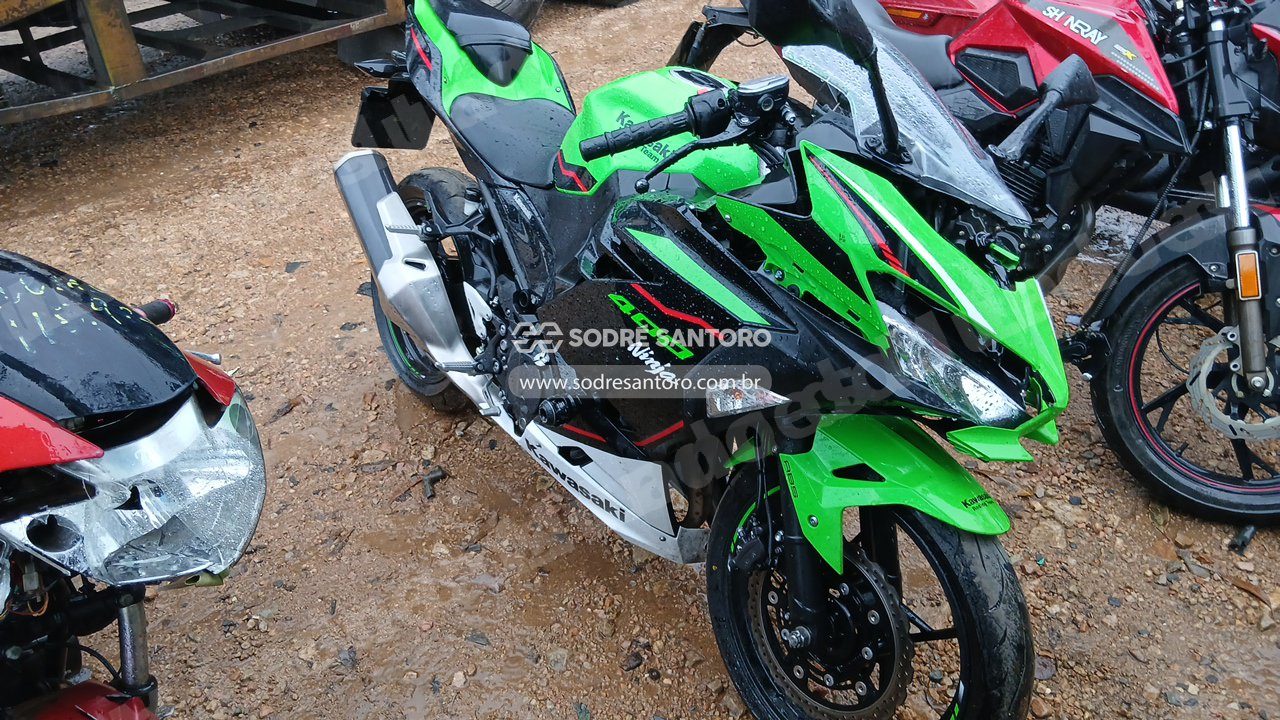 Kawasaki Ninja 400 2021 em leilão em São José dos Pinhais/PR