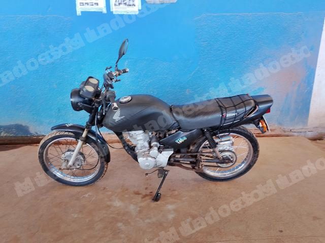 Honda 1995 em leilão em Brasil - Lote 2