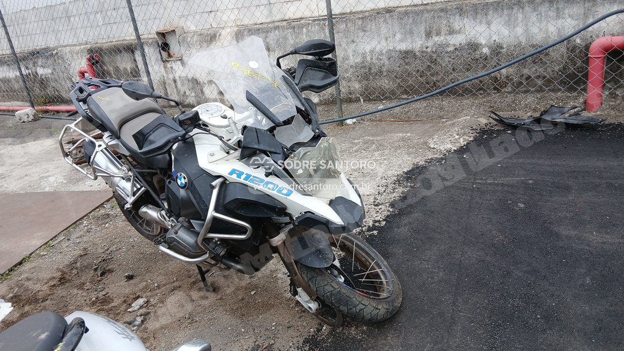 Bmw em leilao em Brasil