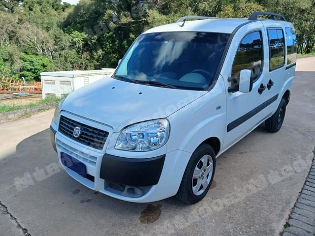 Fiat 2011 em leilão em Colombo/PR - Lote 2