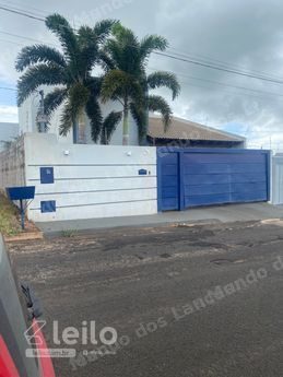 Casa de 300 m2 em leilão em Quirinópolis/GO