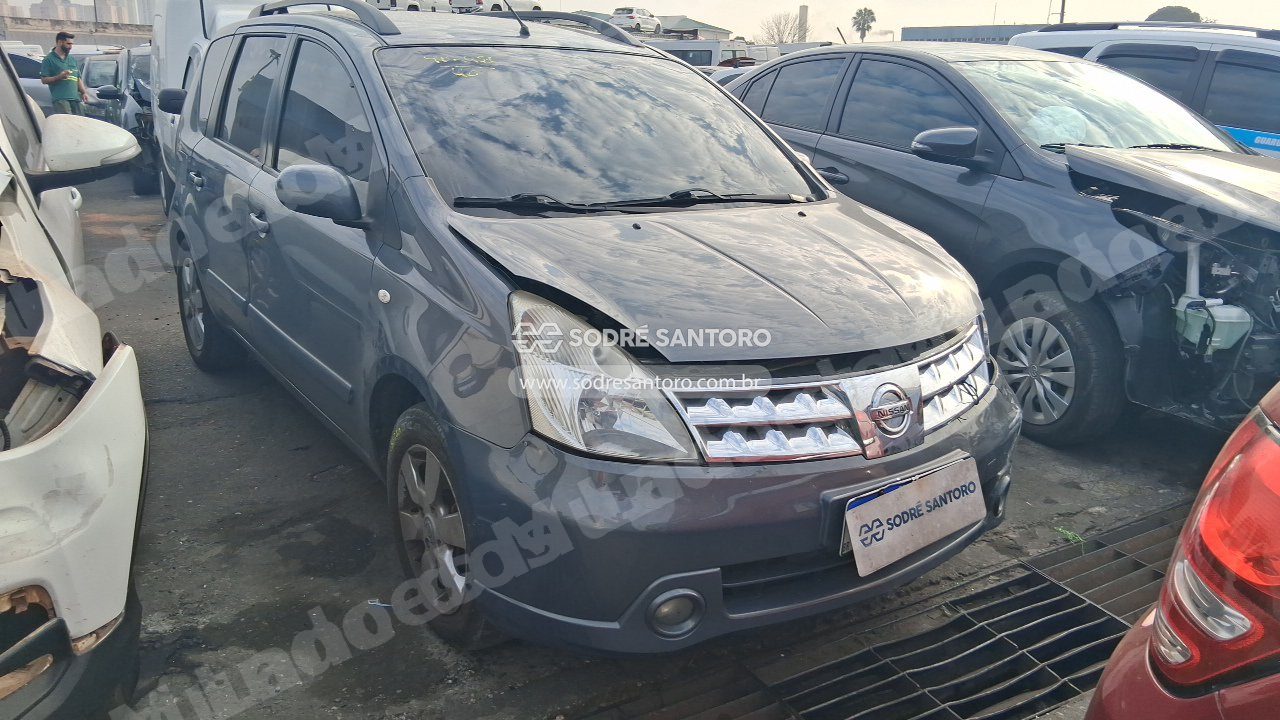 Nissan Livina 18Sl 2012 em leilao em Brasil