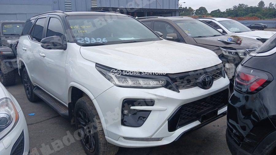 Toyota Hilux 2023 em leilão em Guarulhos/SP