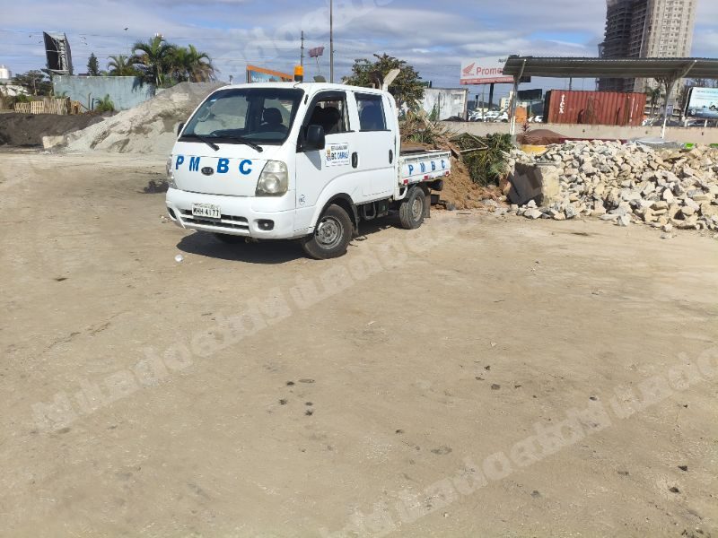 Kia K2700 em leilão em Balneário Camboriú/SC