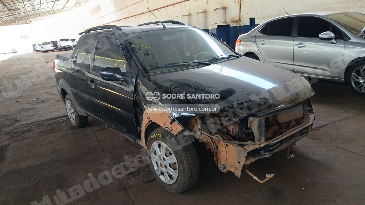Fiat Strada Trek Cd 1.6 2015 em leilao em Ribeirão Preto/SP