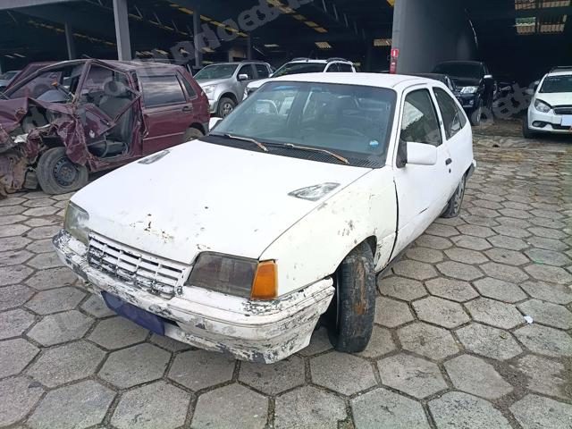 Gm 1995 em leilão em Brasil - Lote 2