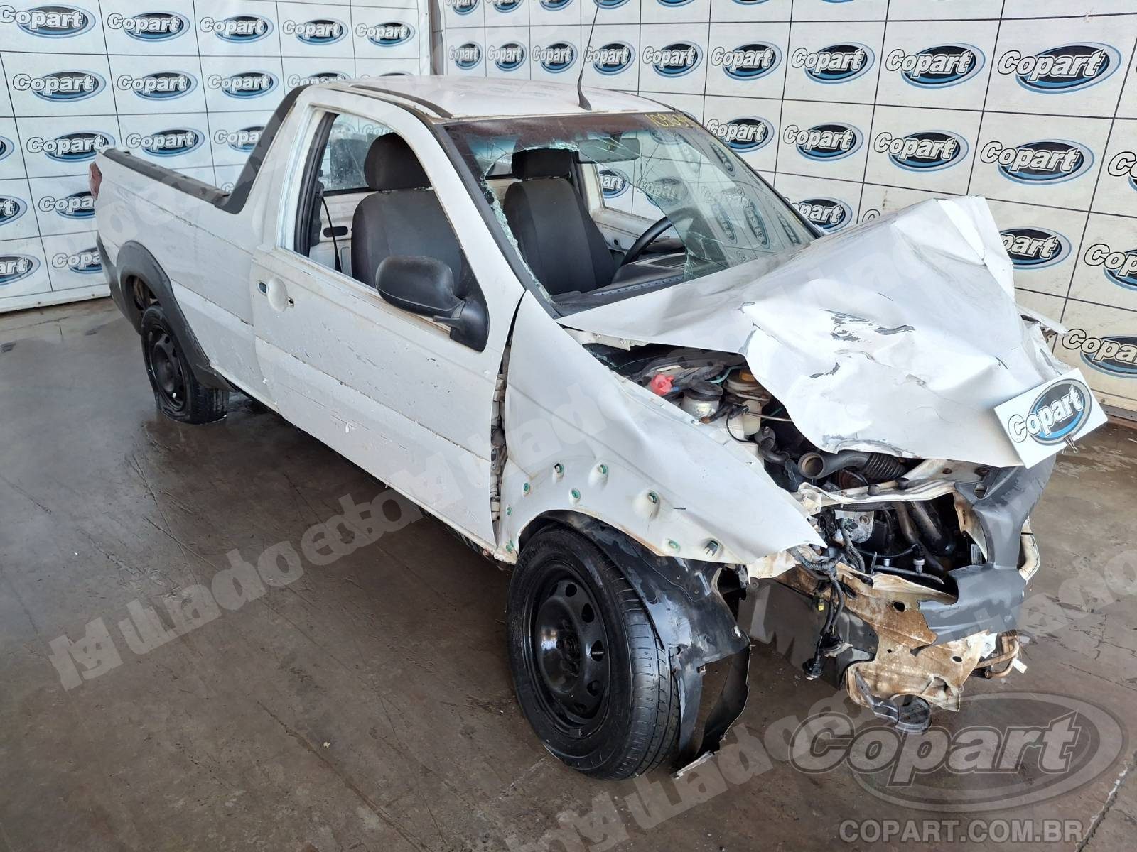 Lote em leilao em Candeias/BA