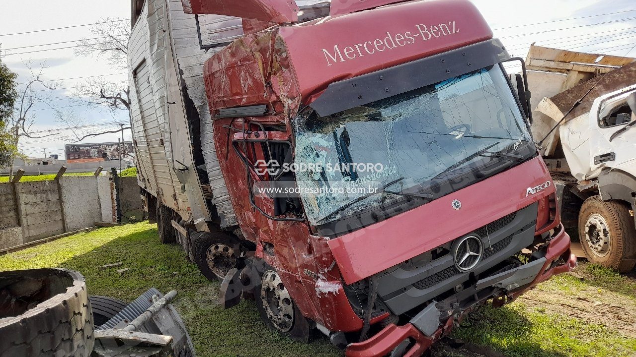 Mercedes-Benz Atego 3030 Ce 2020 em leilao em São José dos Pinhais/PR