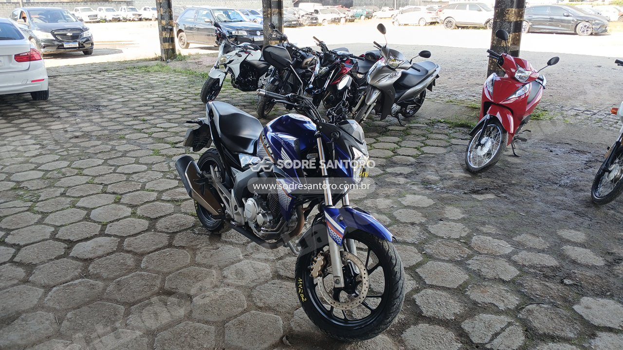 Honda em leilao em Sj. dos Pinhais/PR