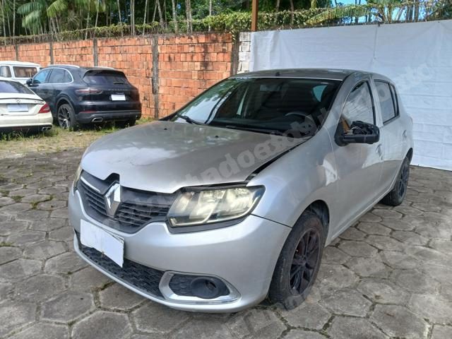 Renault em leilao em Brasil