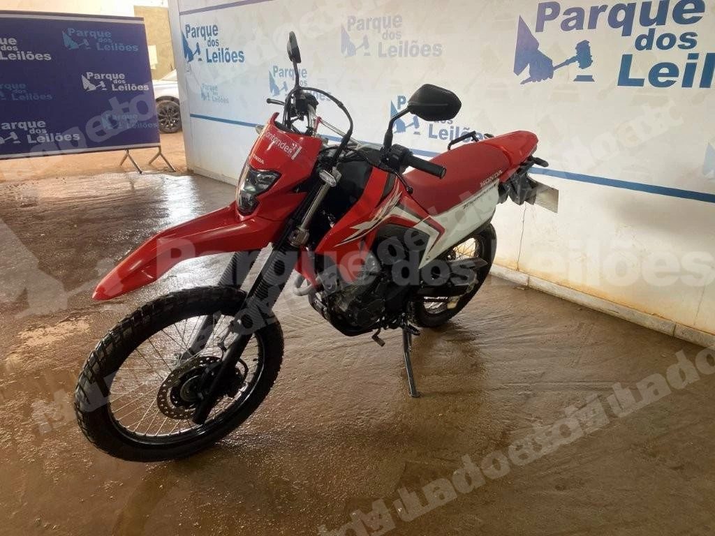 Honda em leilao em Brasil