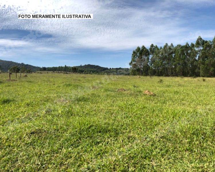 Terreno de 1567 m2 em leilao em Meleiro/SC