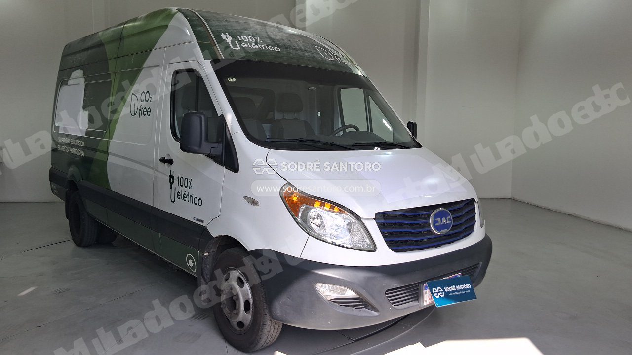 Jac em leilao em Brasil