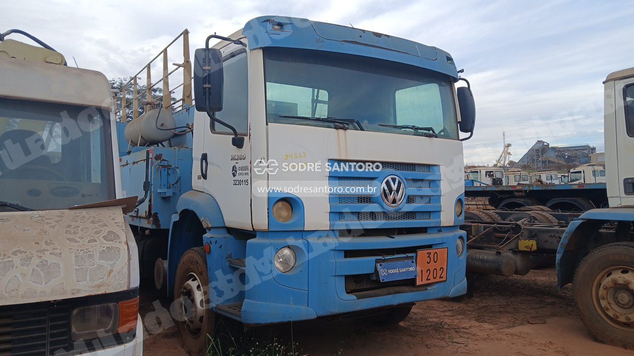 Volkswagen 26.280 Crm 6X4 2015 em leilao em Meridiano/SP