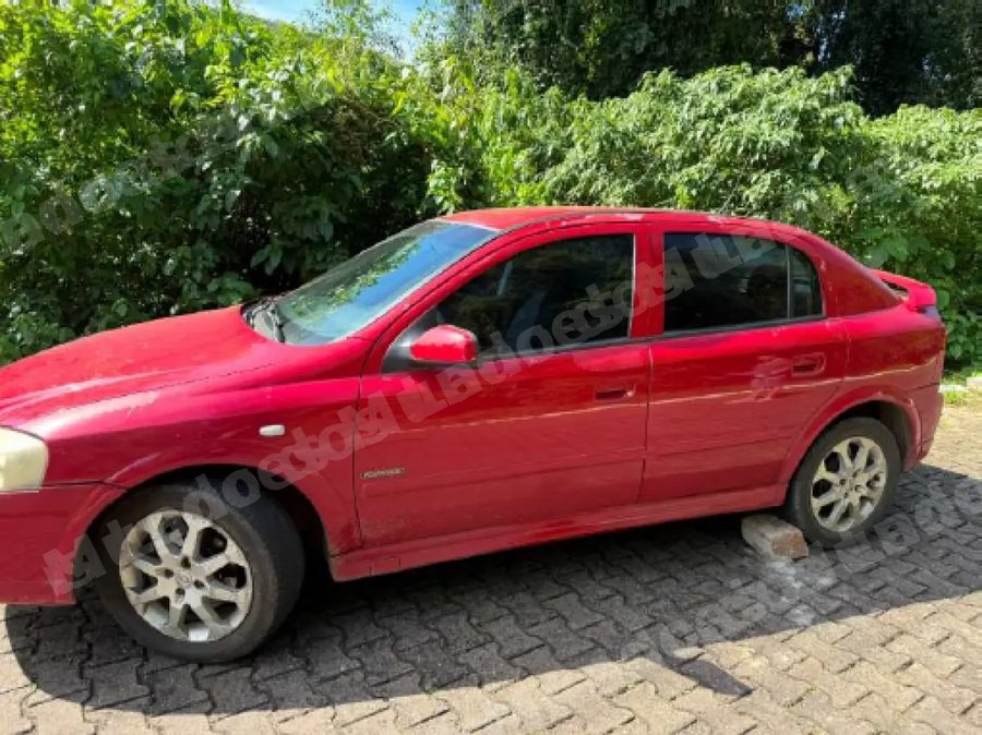 Gm 2009 em leilão em Brasil - Lote 3