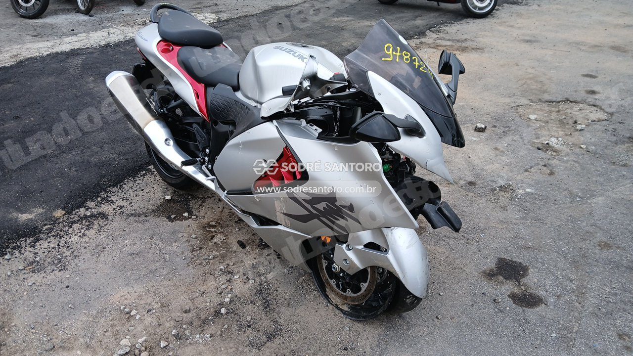 Suzuki em leilao em Brasil