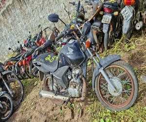 Honda em leilao em ES