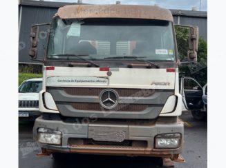 Mercedes em leilao em Brasil
