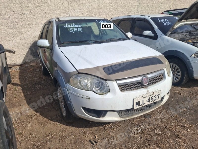 Fiat Palio 2013 em leilao em Tubarão/SC - Lote 3