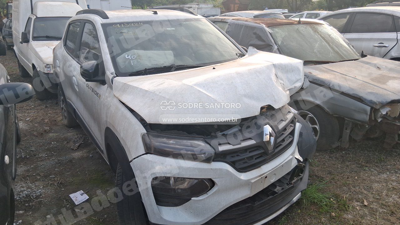 Renault em leilao em Brasil