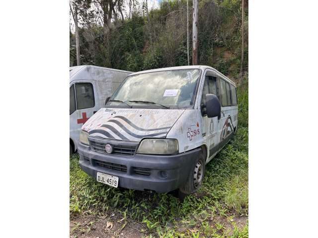 Fiat em leilao em Brasil