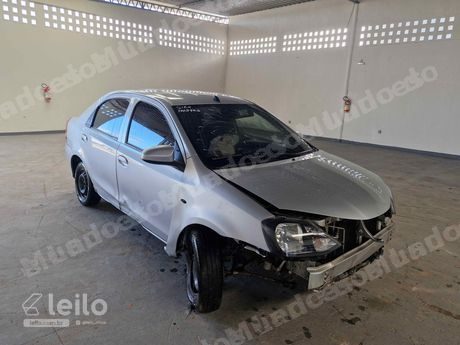 Toyota Etios em leilao em Candeias/BA