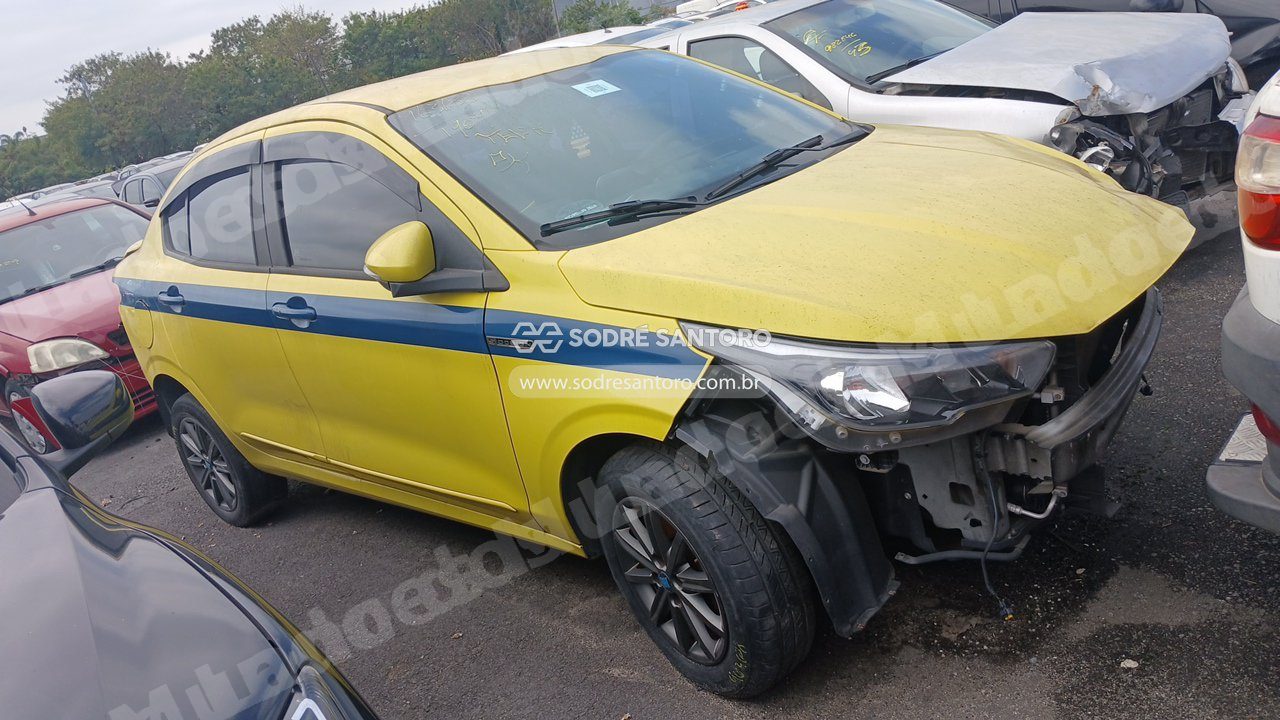 Fiat Cronos Drive 1.3 2024 em leilão em Brasil