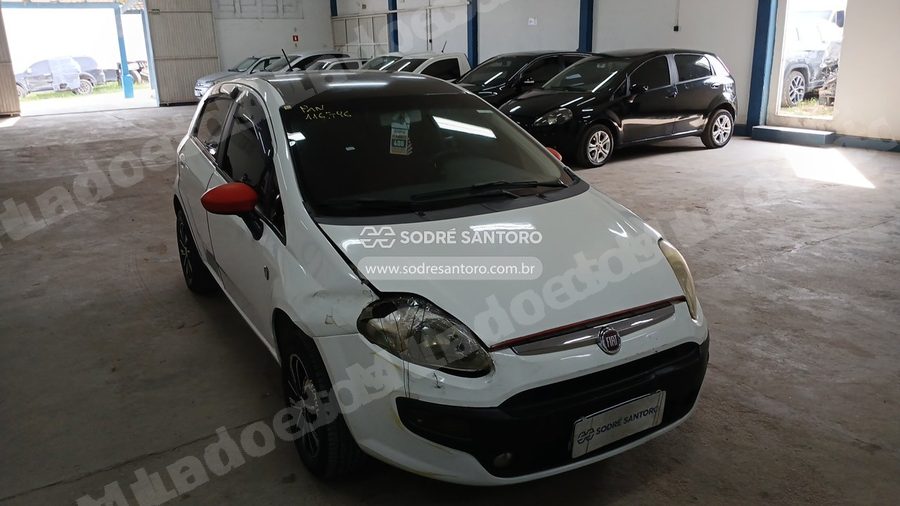 Fiat Punto Attractive 2012 em leilão em São José dos Pinhais/PR