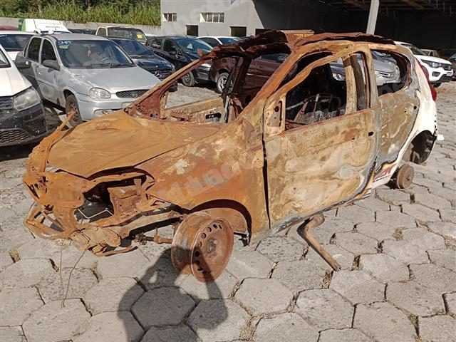 Fiat Palio 2014 em leilão em Brasil - Lote 2