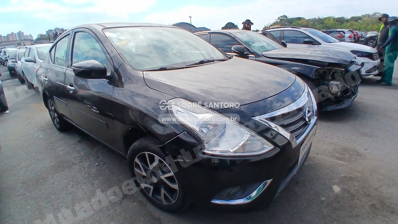 Nissan Versa 16 Unique 2016 em leilao em Brasil