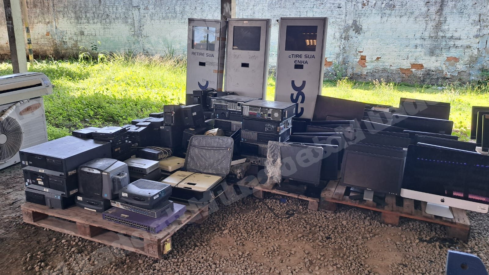 Eletrônico em leilão em Brasil - Lote 44