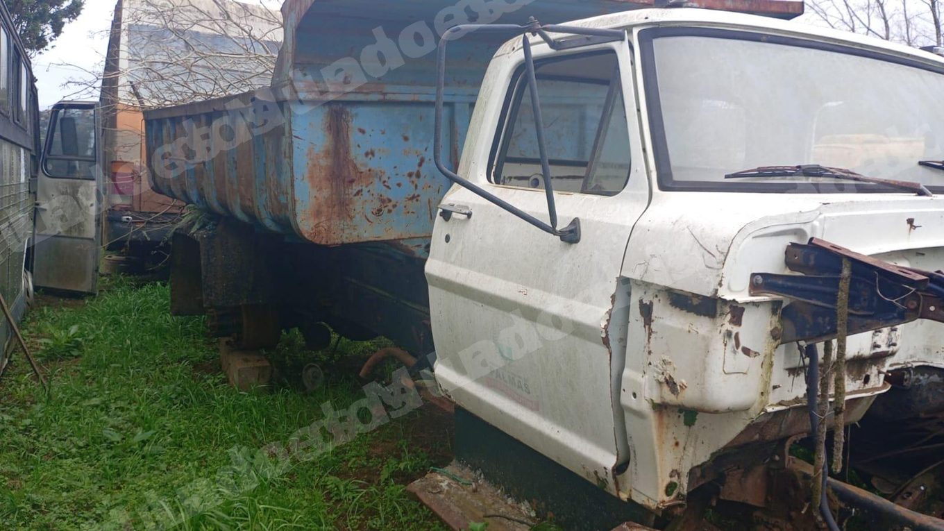 Ford 14000 1990 em leilão em Palmas/PR