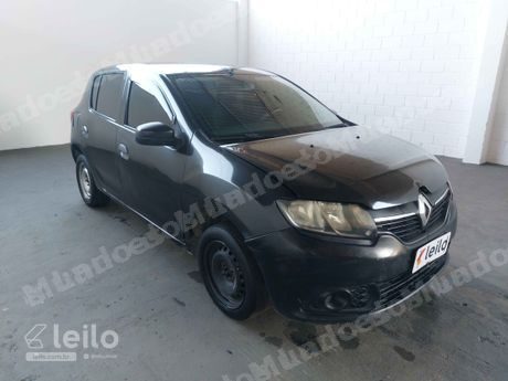 Renault Sandero em leilão em São Carlos/SP