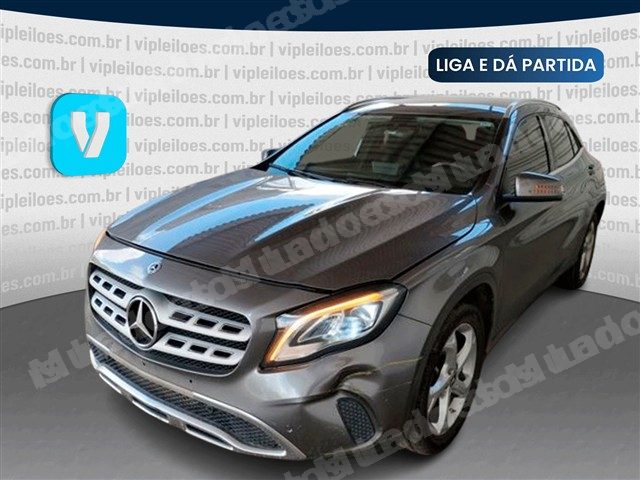 Mercedes em leilao em Brasil