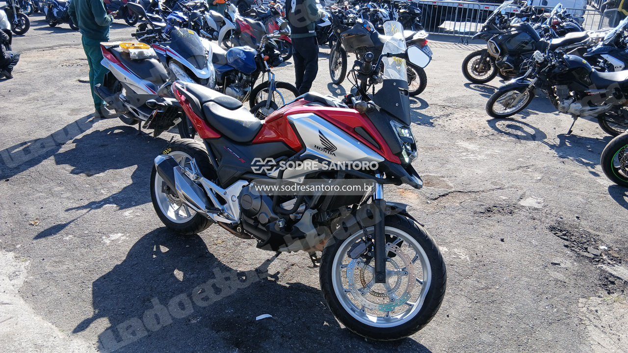Honda em leilao em Brasil