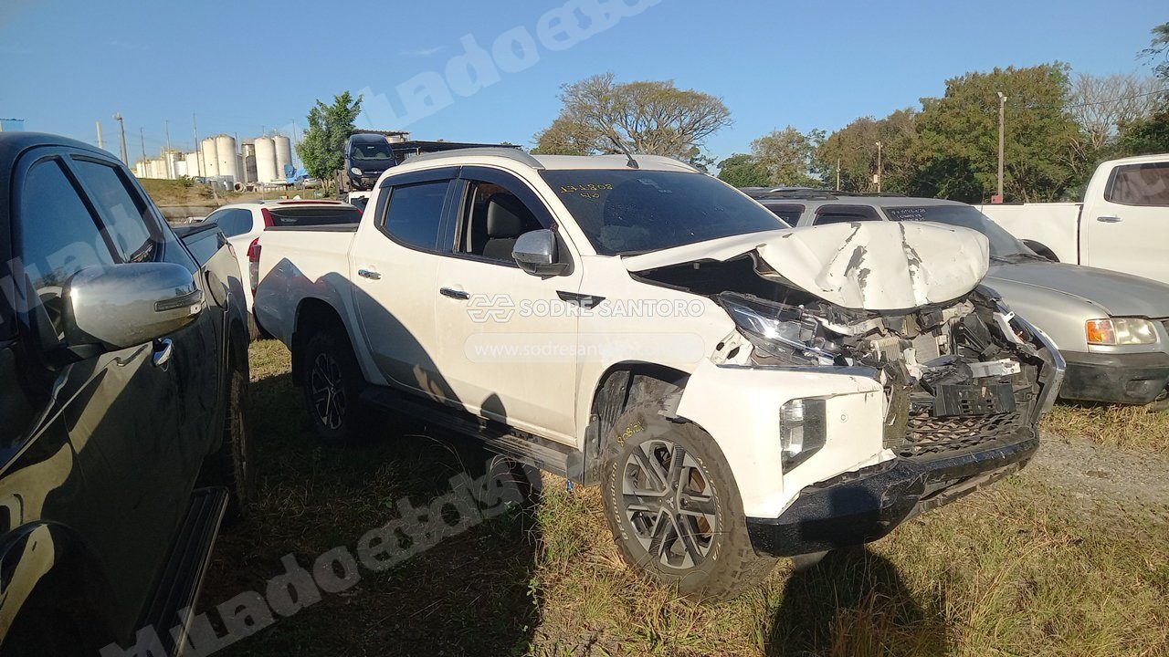 Mitsubishi em leilao em Monte Mor/SP