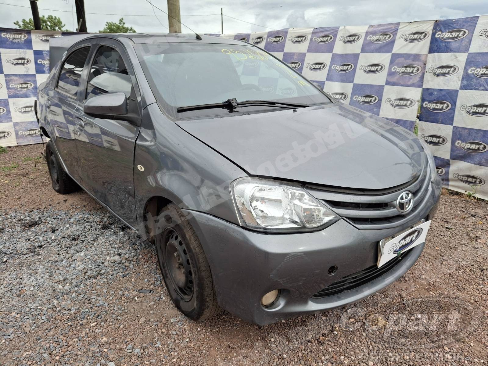Veiculo em leilao em Cuiabá/MT
