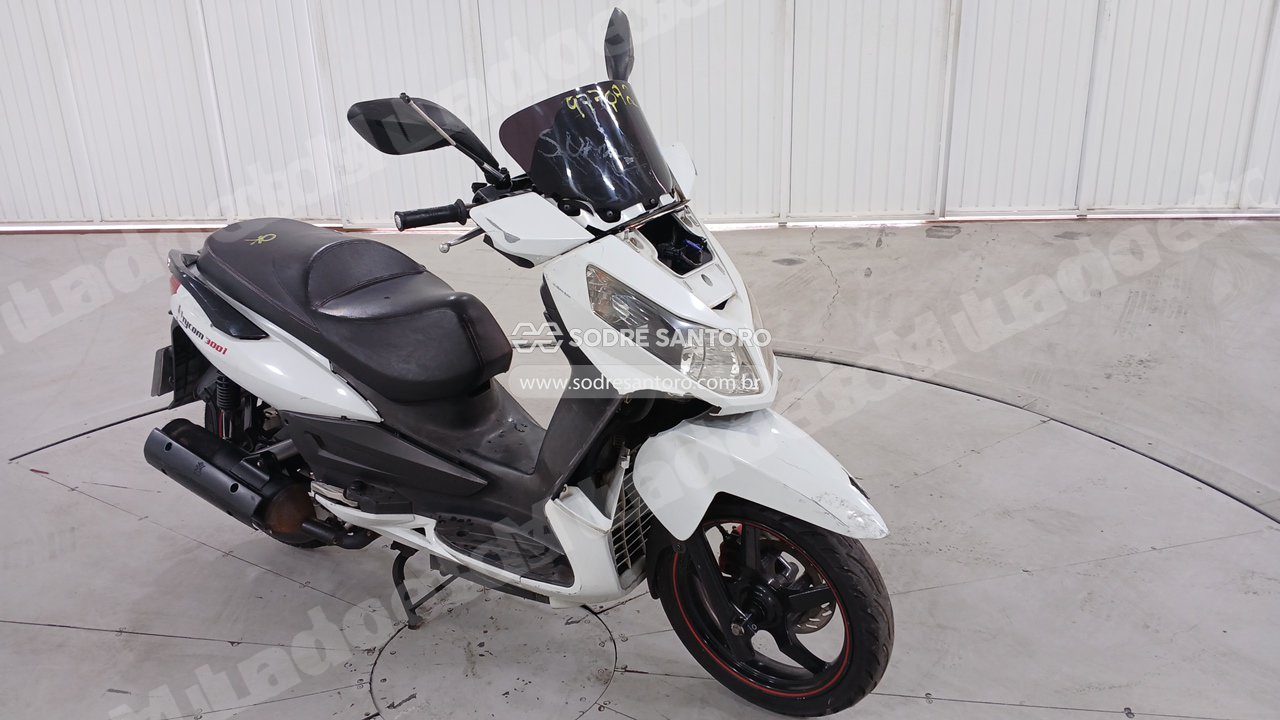 Dafra Citycom 300I 2015 em leilao em Brasil