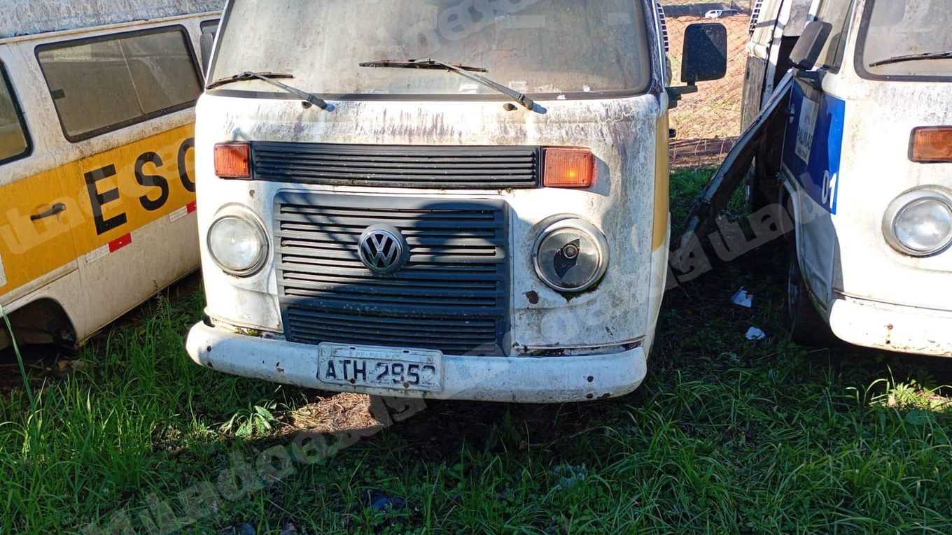 Vw Kombi 2010 em leilão em Palmas/PR - Lote 1