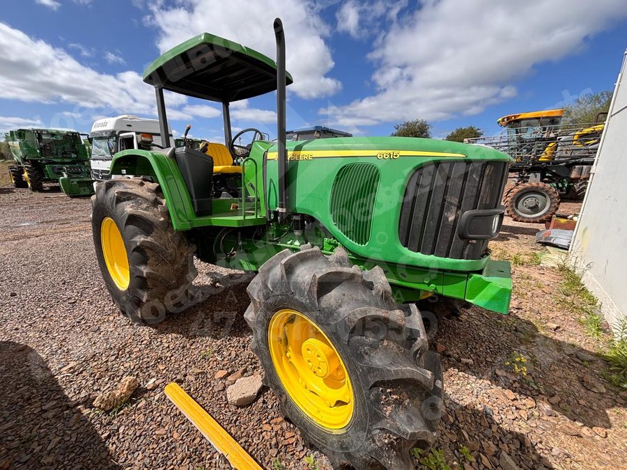 Máquina agrícola 2010 em leilão em Arroio Grande/RS
